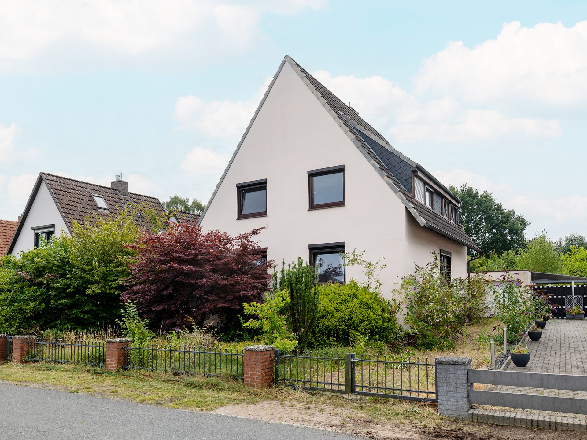 Immobilienangebot - Bremen - Alle - Ein Zuhause mit außergewöhnlichem Potenzial – Einfamilienhaus in Bremen