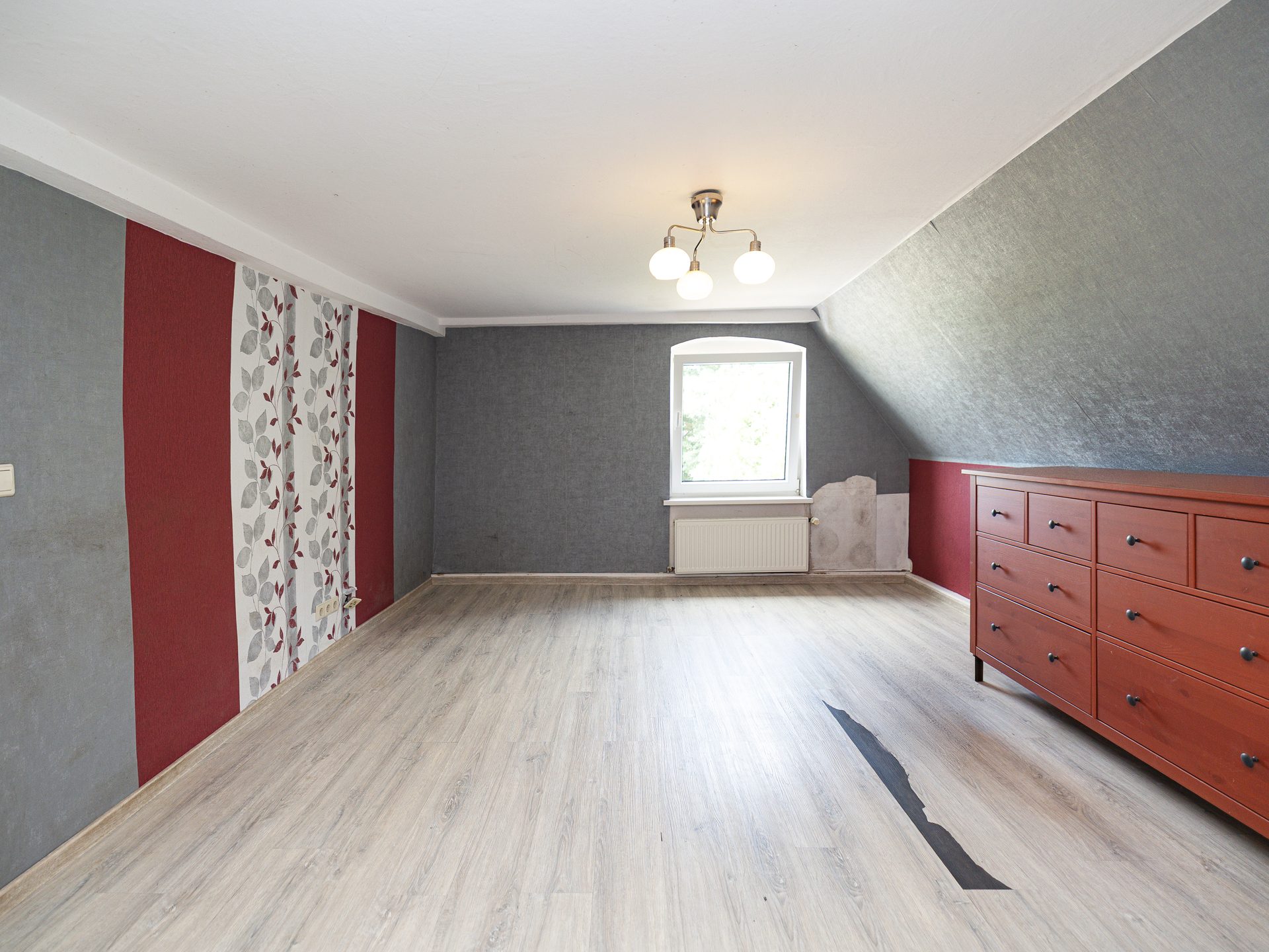 Immobilienangebot - Varrel - Alle - Historisches Einfamilienhaus mit großem Grundstück und viel Potenzial