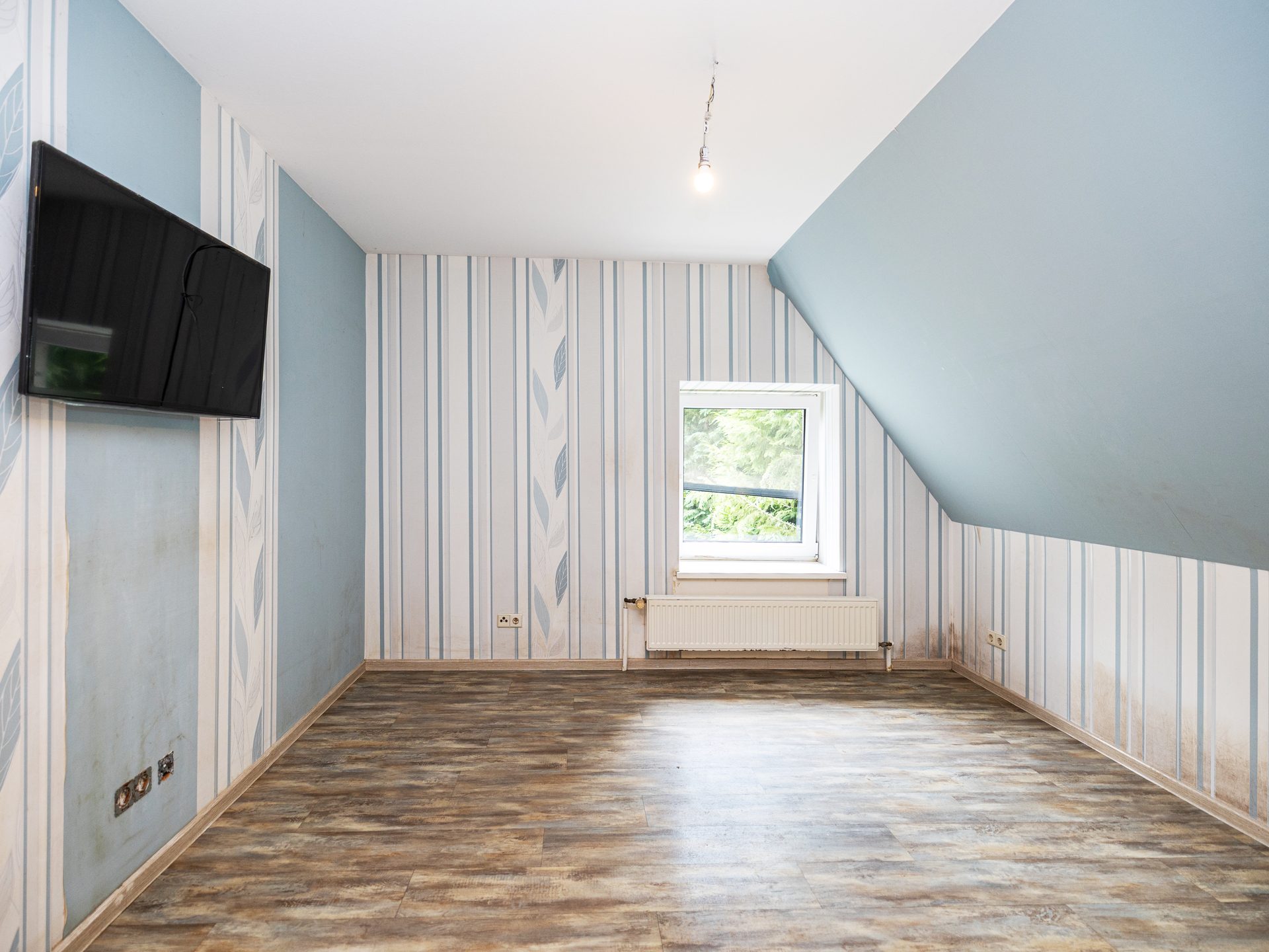 Immobilienangebot - Varrel - Alle - Historisches Einfamilienhaus mit großem Grundstück und viel Potenzial