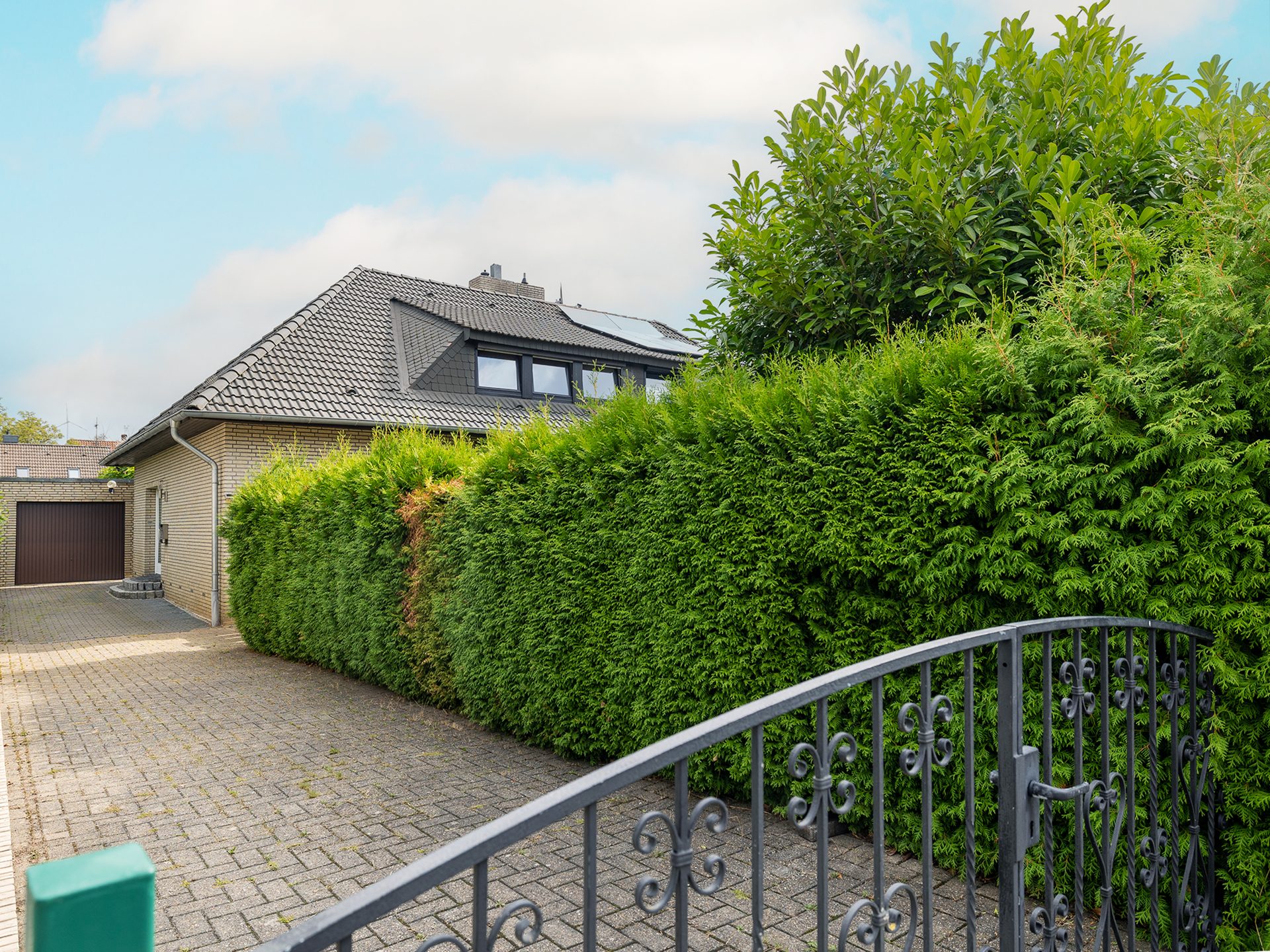 Immobilienangebot - Osnabrück - Alle - Charmante Doppelhaushälfte in Osnabrück-Eversburg: Sackgassenlage, Kamin und Garage
