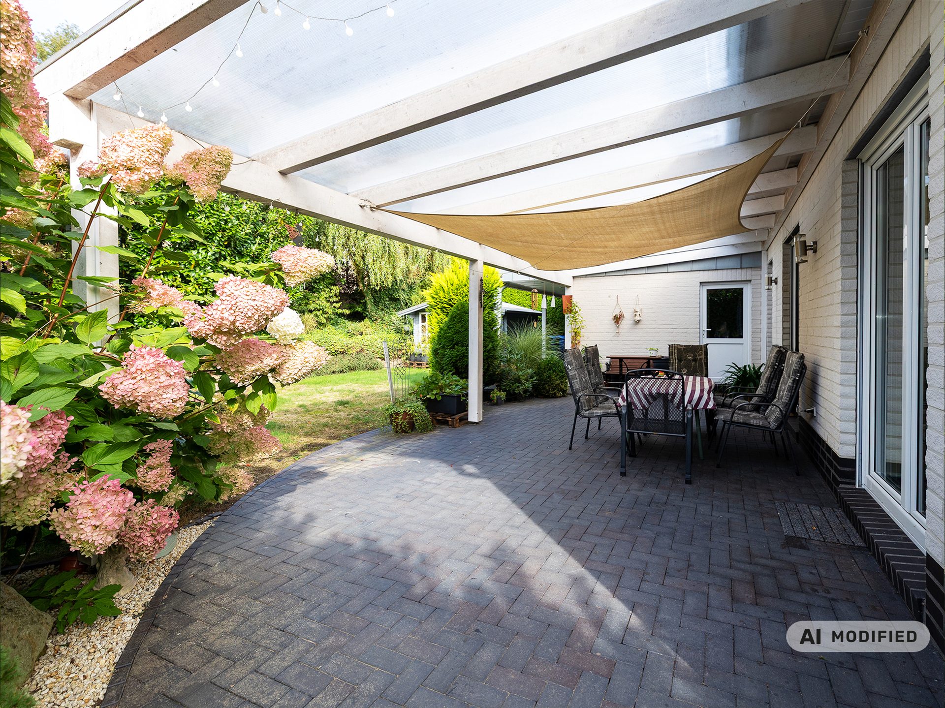 Immobilienangebot - Damme - Alle - Bungalow in Damme – Stilvolles Wohnen mit Kamin, Garten, überdachter Terrasse und Doppelgarage