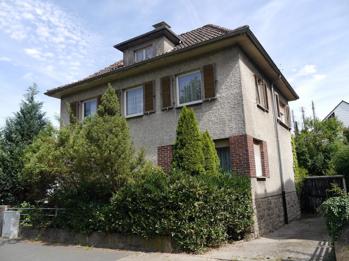 Immobilienangebot - Detmold - Alle - Stadthaus im Dornröschenschlaf!