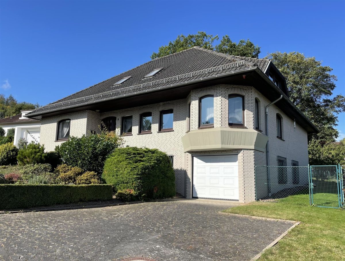Immobilienangebot - Höxter - Alle - Das Traumhaus zum Greifen nah! 37671 Höxter