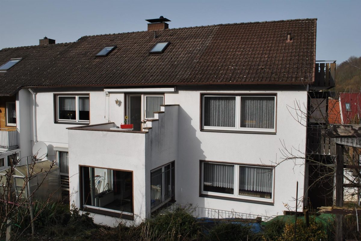 Immobilienangebot - Lügde - Alle - Geräumige Wohnung mit eigenem Eingang!