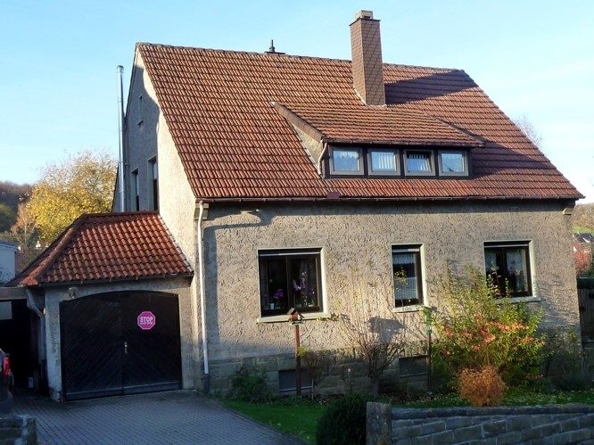 Immobilienangebot - Büren - Alle - Variables Wohnhaus mit großem Grundstück