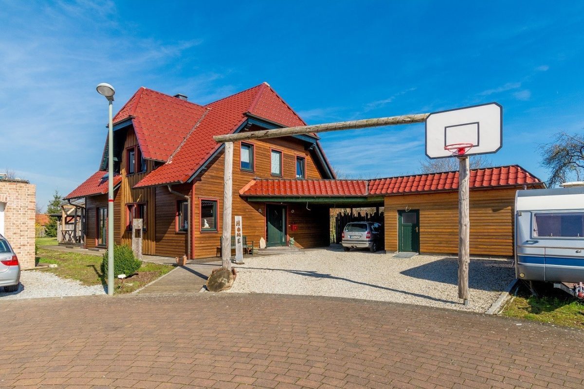Immobilienangebot - Salzkotten - Alle - Außergewöhnliches Einfamilienhaus in sehr beliebter Wohnlage