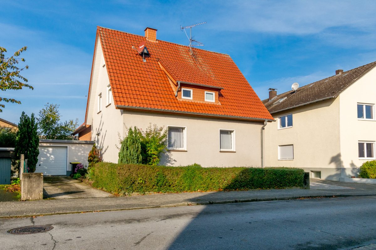 Immobilienangebot - Salzkotten - Alle - Zweifamilienhaus mit schönem Grundstück