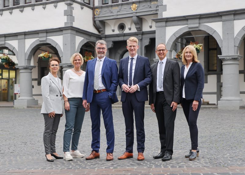 Unsere Immobilienexperten - Team Paderborn Unsere Immobilienexperten - Team Paderborn