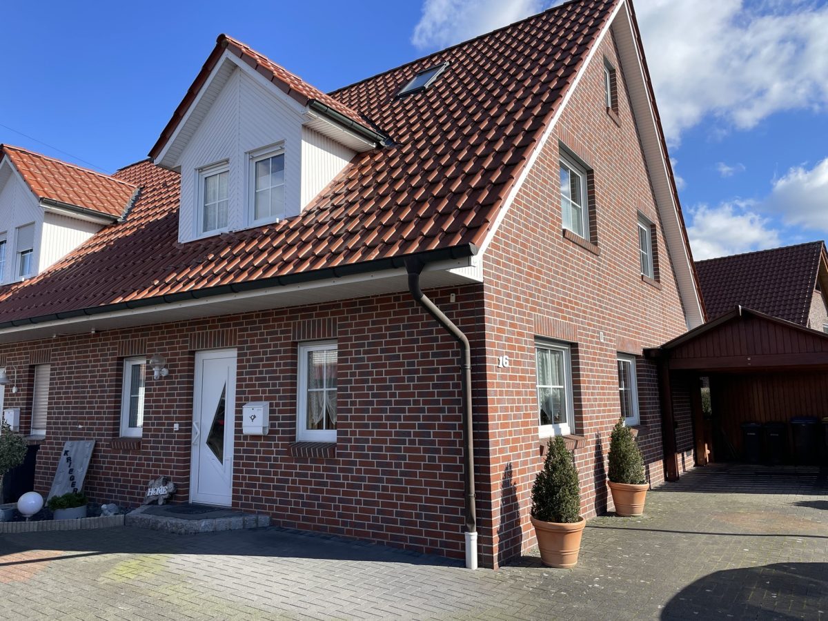 Immobilienangebot - Versmold - Alle - Attraktive Einfamilien-Doppelhaushälfte