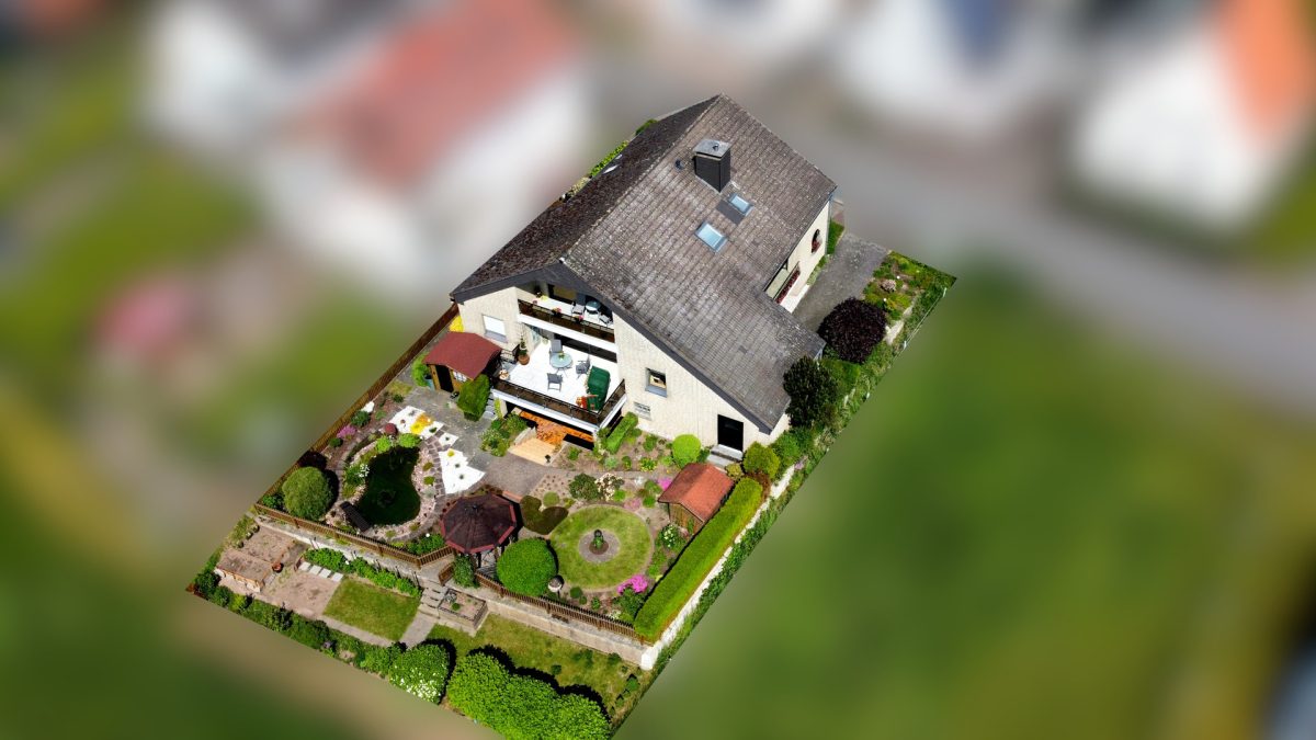 Immobilienangebot – Höxter / Lüchtringen – Alle – Geräumiges Wohnhaus mit liebevoll angelegten Garten! Immobilienangebot - Höxter / Lüchtringen - Alle - Geräumiges Wohnhaus mit liebevoll angelegten Garten!