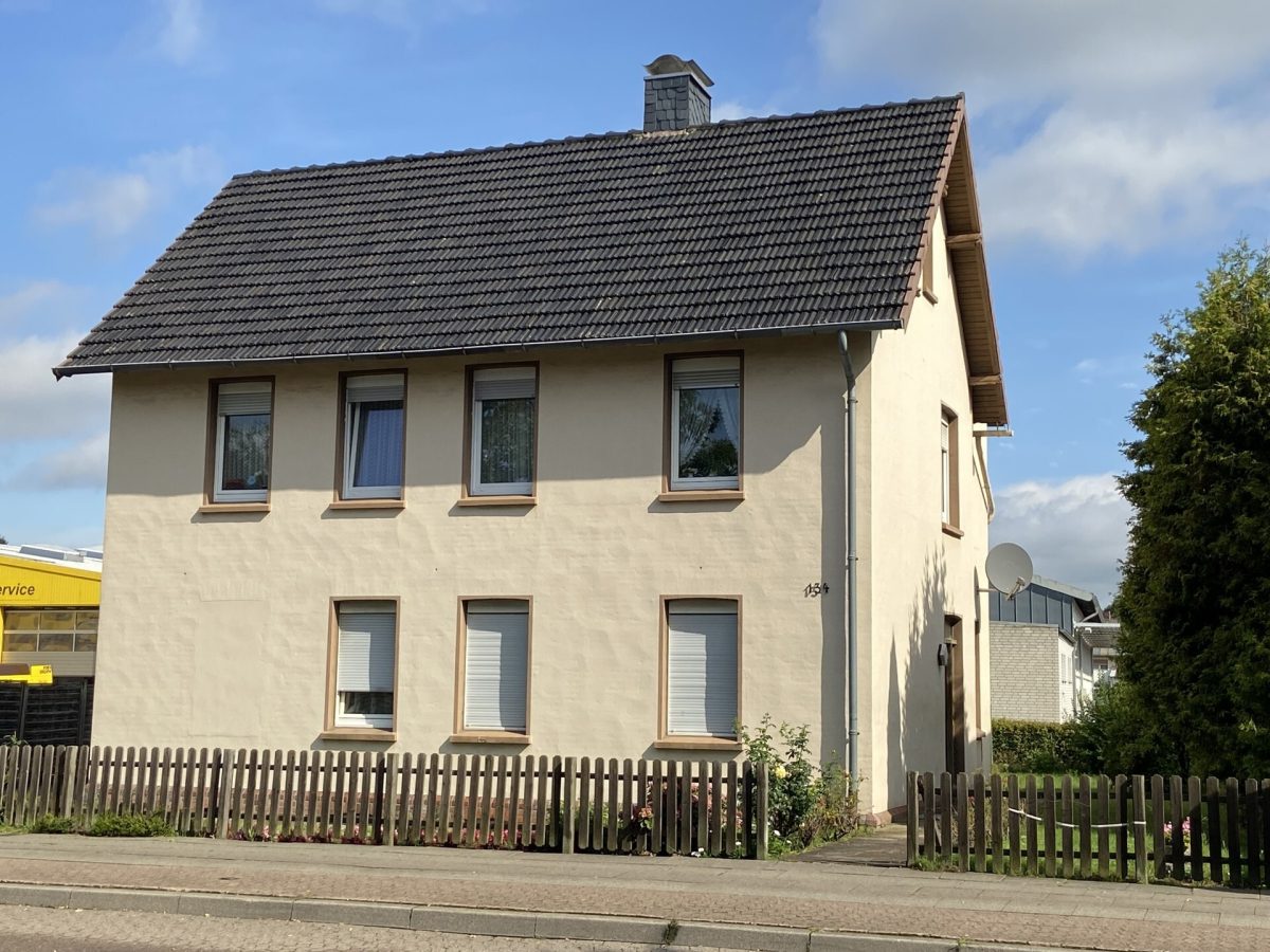 Titelfoto Immobilienangebot - Minden - Alle - Ein- bis Zweifamilienhaus in bester Lage