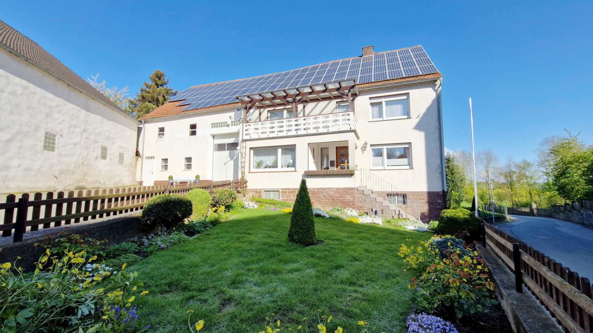 Immobilienangebot – Beverungen / Drenke – Alle – Viel Platz für Familie und Hobby Immobilienangebot - Beverungen / Drenke - Alle - Viel Platz für Familie und Hobby