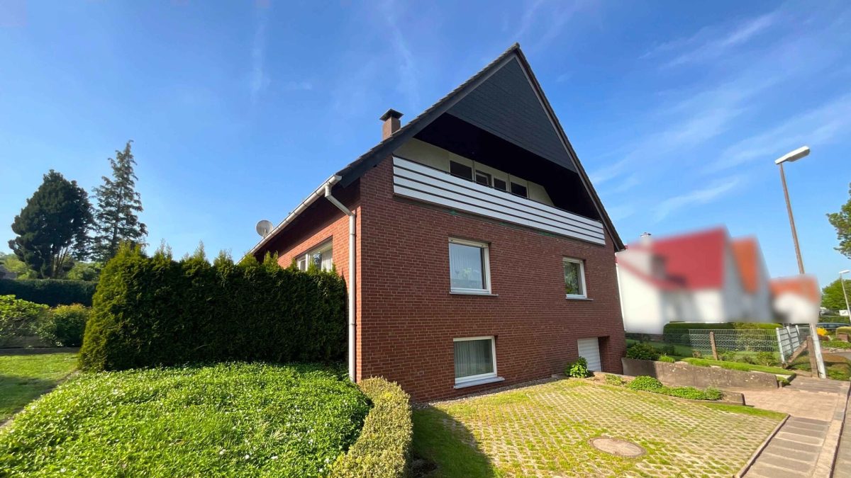 Immobilienangebot – Höxter-Stahle – Alle – Gepflegtes Zweifamilienhaus in massiver Bauweise Immobilienangebot - Höxter-Stahle - Alle - Gepflegtes Zweifamilienhaus in massiver Bauweise