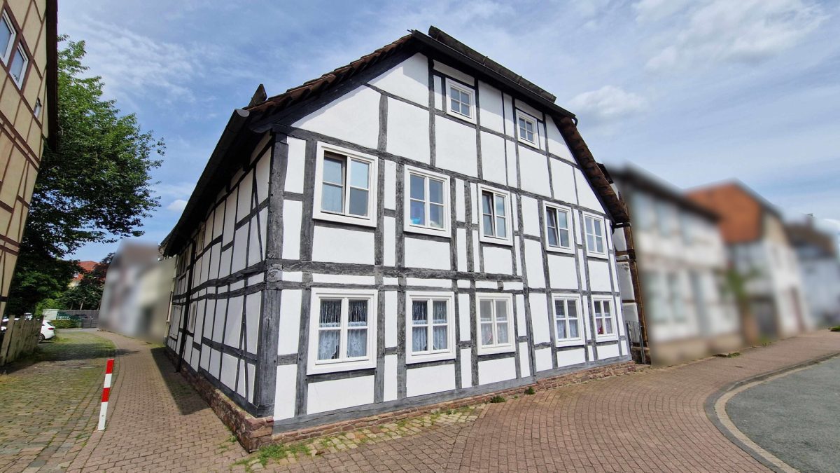Immobilienangebot – Höxter – Alle – Zentrales und gepflegtes Mehrfamilienhaus Immobilienangebot - Höxter - Alle - Zentrales und gepflegtes Mehrfamilienhaus