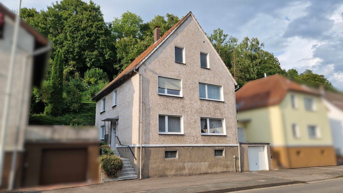 Immobilienangebot – Beverungen / Dalhausen – Alle – Einfamilienhaus mit einem separaten Gartengrundstück Immobilienangebot - Beverungen / Dalhausen - Alle - Einfamilienhaus mit einem separaten Gartengrundstück