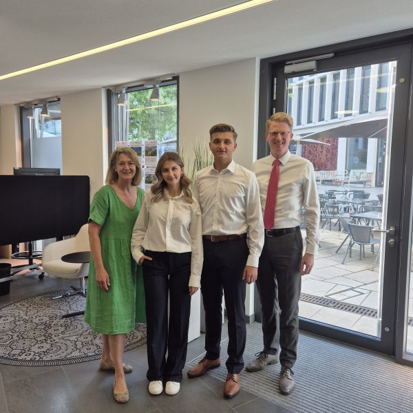 Start-Jubiläum-Paderborn-Immobilienmakler-Michael Sprink-Beate Stock-Antonia Rudnick-Finn Wenzel Start-Jubiläum-Paderborn-Immobilienmakler-Michael Sprink-Beate Stock-Antonia Rudnick-Finn Wenzel