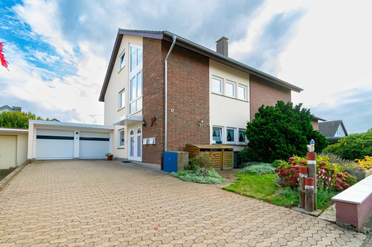Immobilienangebot - Lage - Alle - Gepflegtes, ruhig gelegenes Zweifamilienhaus