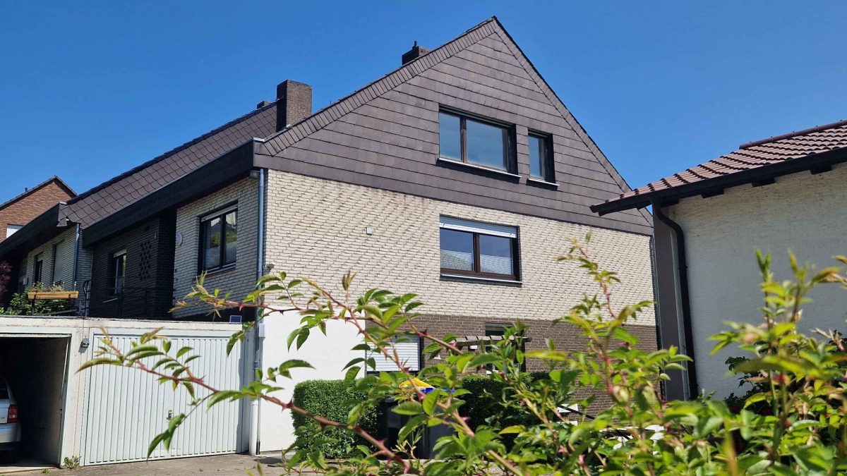 Immobilienangebot - Höxter - Alle - Vermietetes Mehrfamilienhaus mit wunderbarem Ausblick