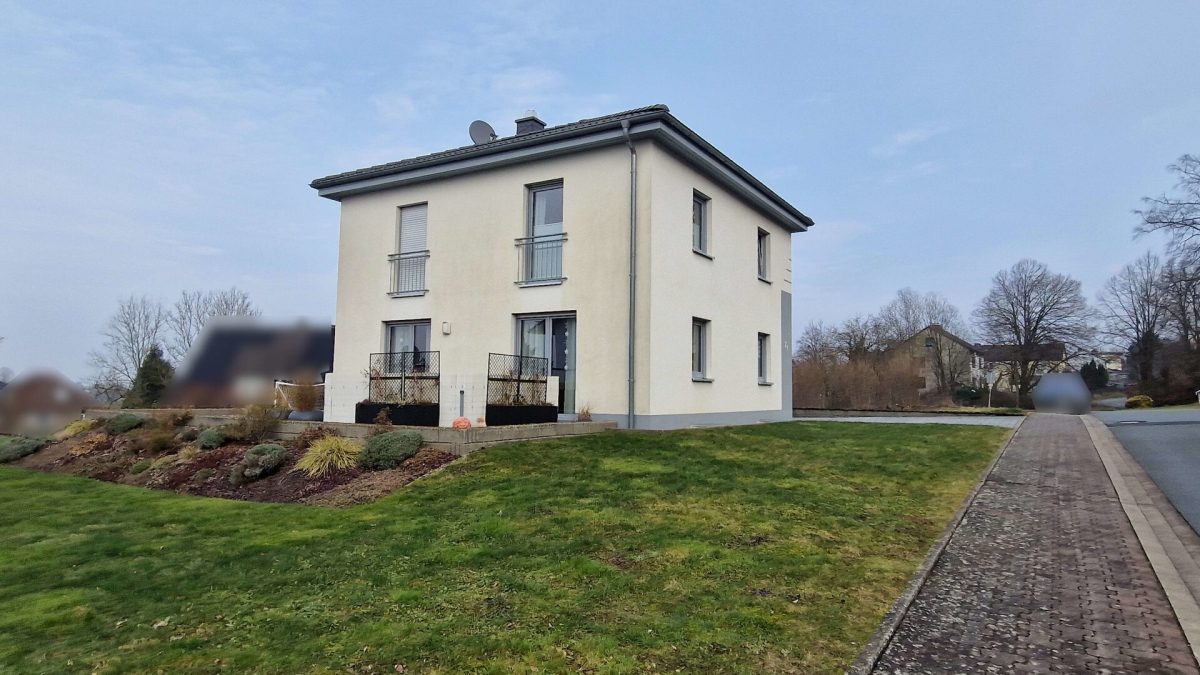 Immobilienangebot - Nieheim - Alle - Modernes Einfamilienhaus