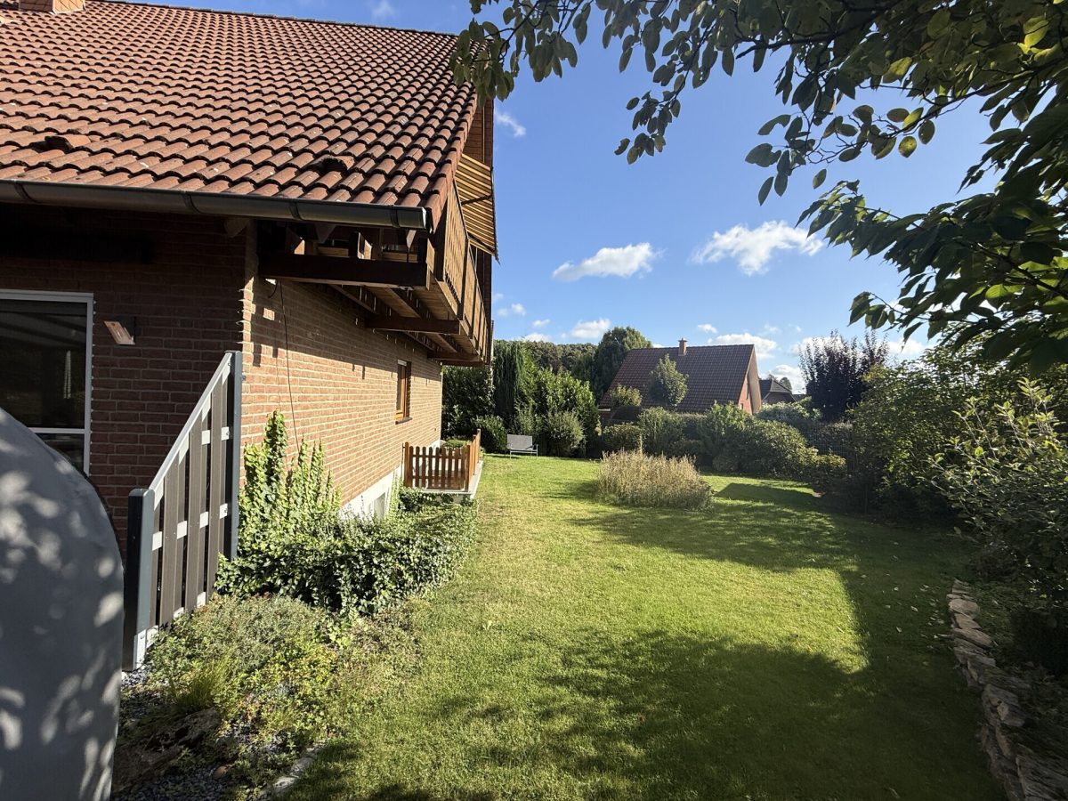 Immobilienangebot - Werther - Alle - Zweifamilienhaus in hervorragender Lage mit schönem Garten.