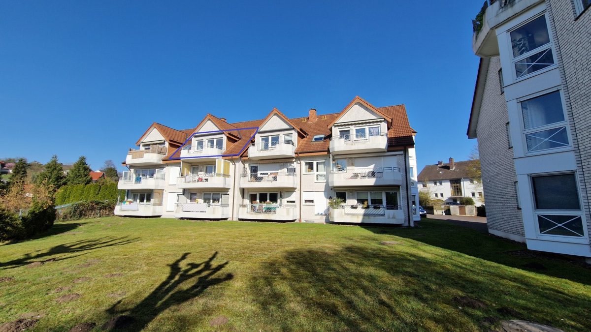 Außenansicht Immobilienangebot - Horn-Bad Meinberg / Bad Meinberg - Alle - Charmante 2-Zimmer-Wohnung mit Südbalkon