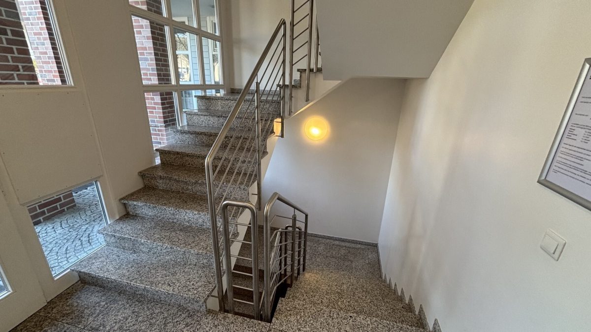 Immobilienangebot - Paderborn-Marienloh - Alle - Wohn- und Geschäftshaus mit 580 m² Nutzfläche