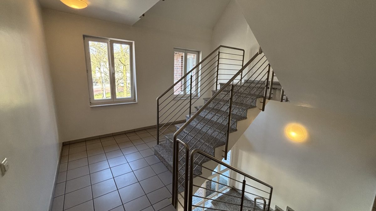 Immobilienangebot - Paderborn-Marienloh - Alle - Wohn- und Geschäftshaus mit 580 m² Nutzfläche