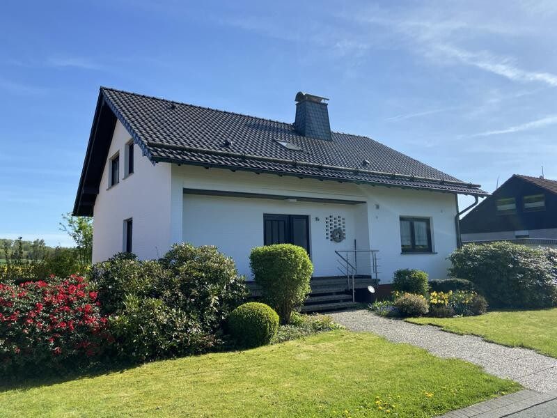 Nord-Ost-Ansicht Immobilienangebot - Bad Wünnenberg / Bleiwäsche - Alle - Leben, wo andere Urlaub machen