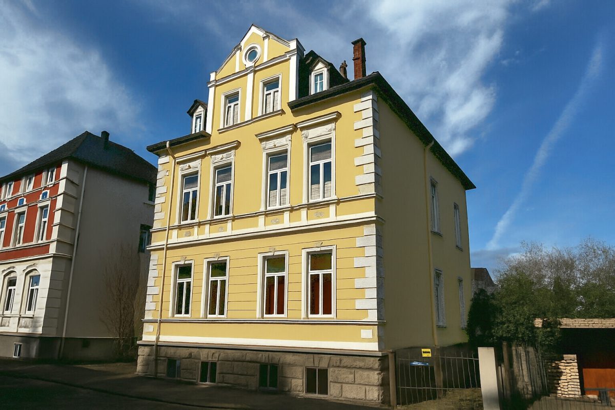 Frontansicht Immobilienangebot - Detmold - Alle - Charmanter Altbau mit Potenzial – Denkmalgeschütztes Mehrfamilienhaus
