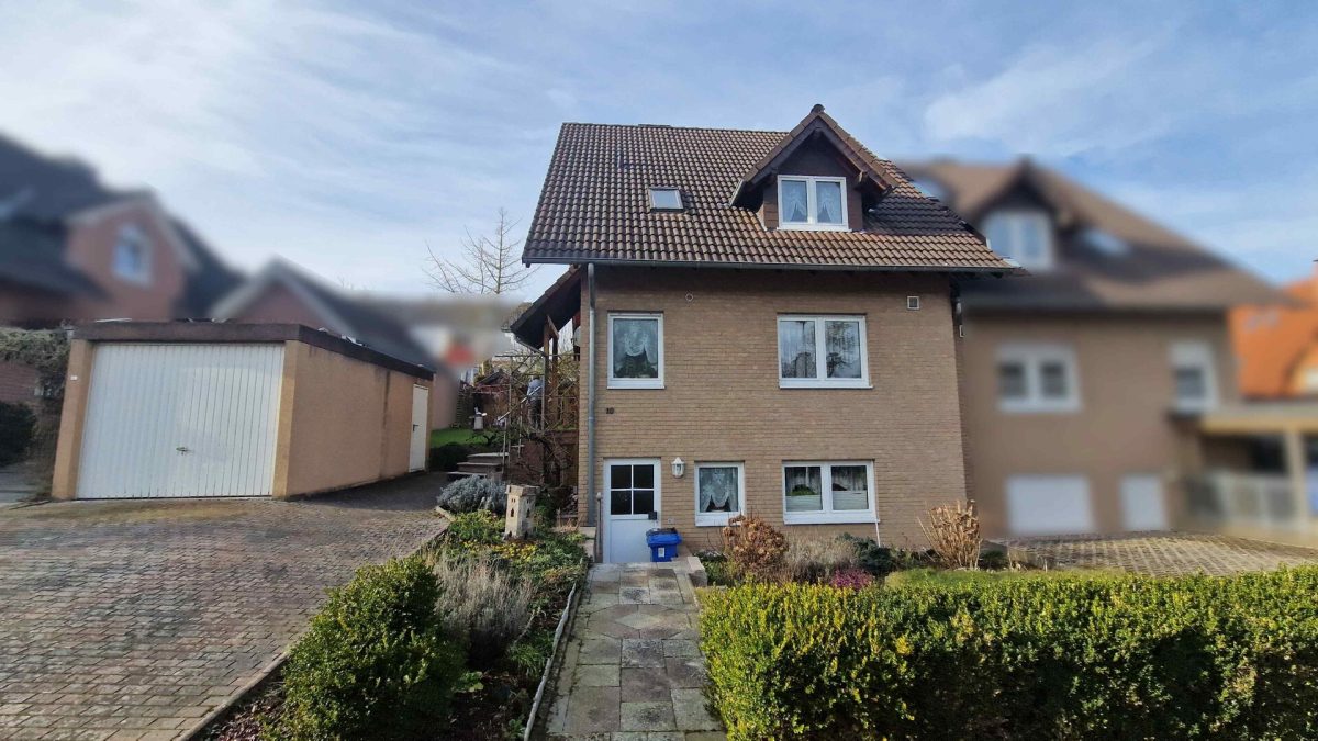 Immobilienangebot - Höxter - Alle - Gepflegte Doppelhaushälfte mit Einliegerwohnung