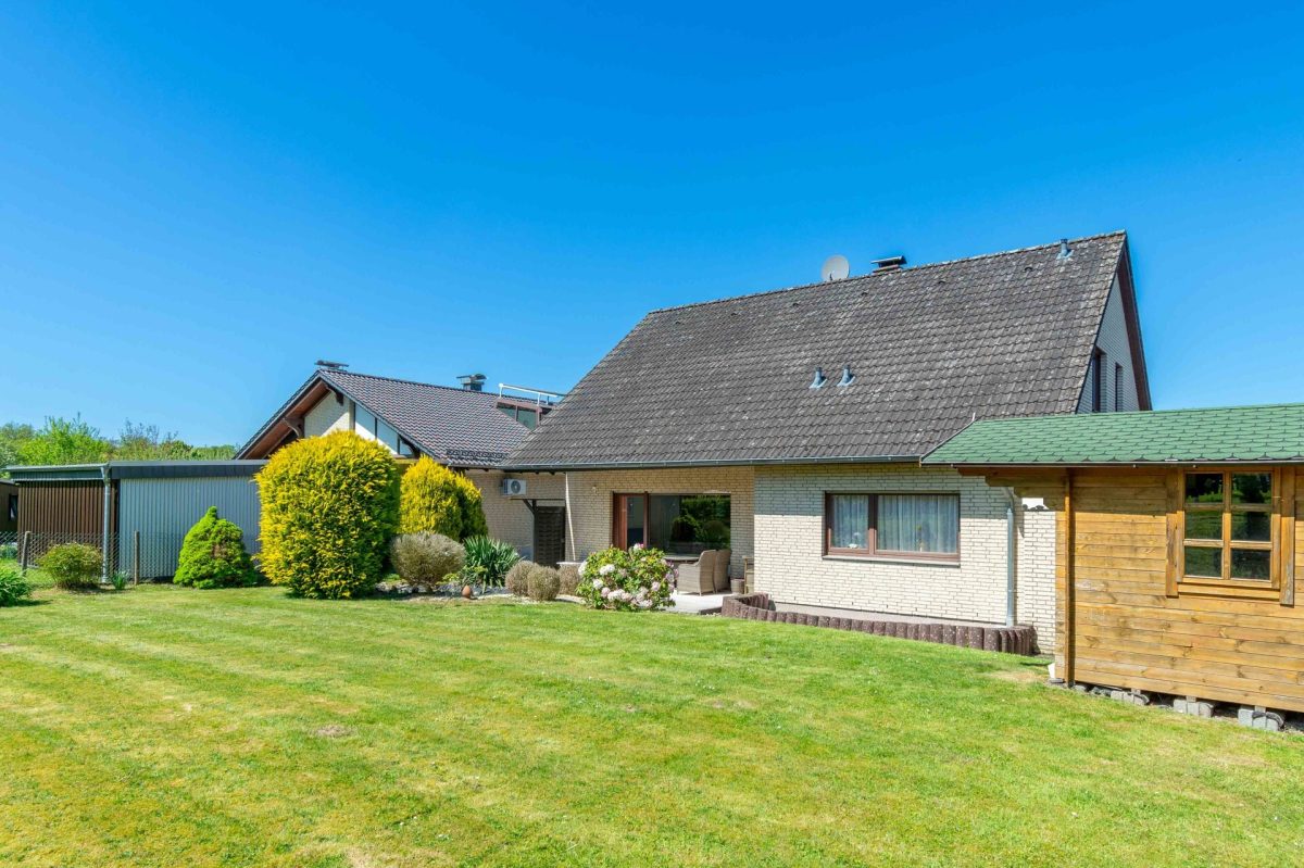 Immobilienangebot - Schieder-Schwalenberg - Alle - Einfamilienhaus mit Charme und Einliegerwohnung