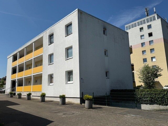 IMG_1304 Immobilienangebot - Paderborn - Alle - Sanierungsbedürftige Eigentumswohnung mit Entwicklungsmöglichkeiten