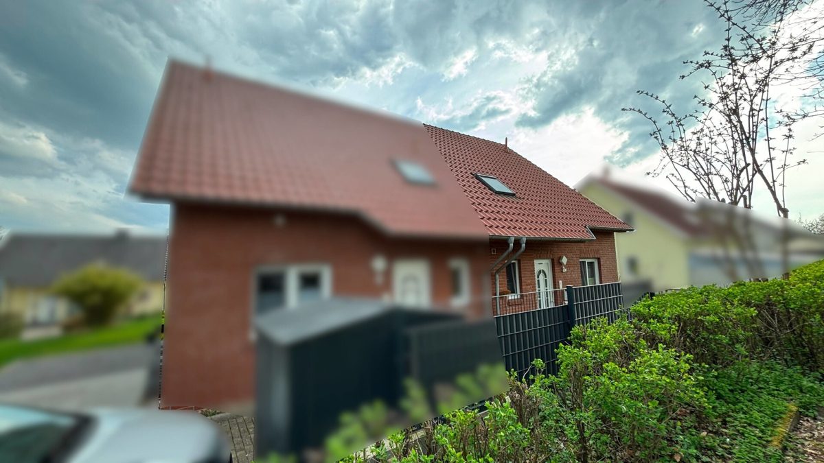 Außenbild Immobilienangebot - Warburg / Germete - Alle - Vermietete Doppelhaushälfte