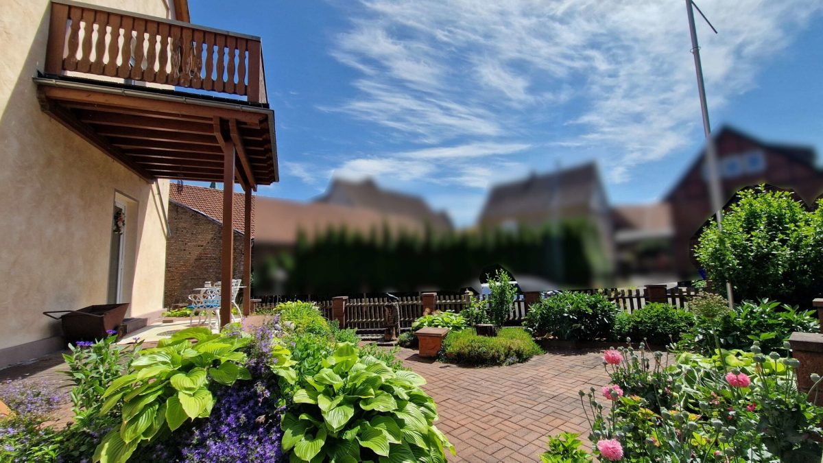 Immobilienangebot - Beverungen / Amelunxen - Alle - Gepflegtes, familienfreundliches Einfamilienhaus