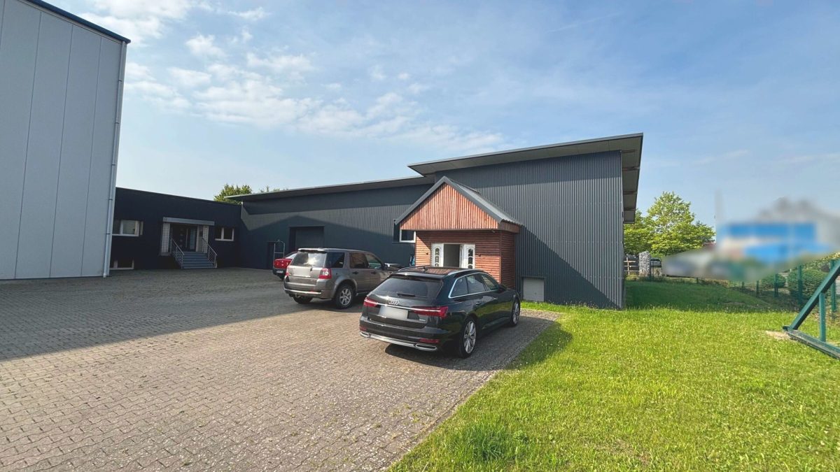 Immobilienangebot - Büren - Alle - Moderne Gewerbeeinheit für alle Zwecke