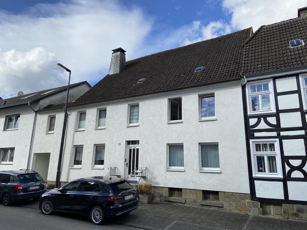 Straßenansicht 1 Immobilienangebot - Rüthen - Alle - Ihr historisches Renditeobjekt mit Photovoltaikanlage