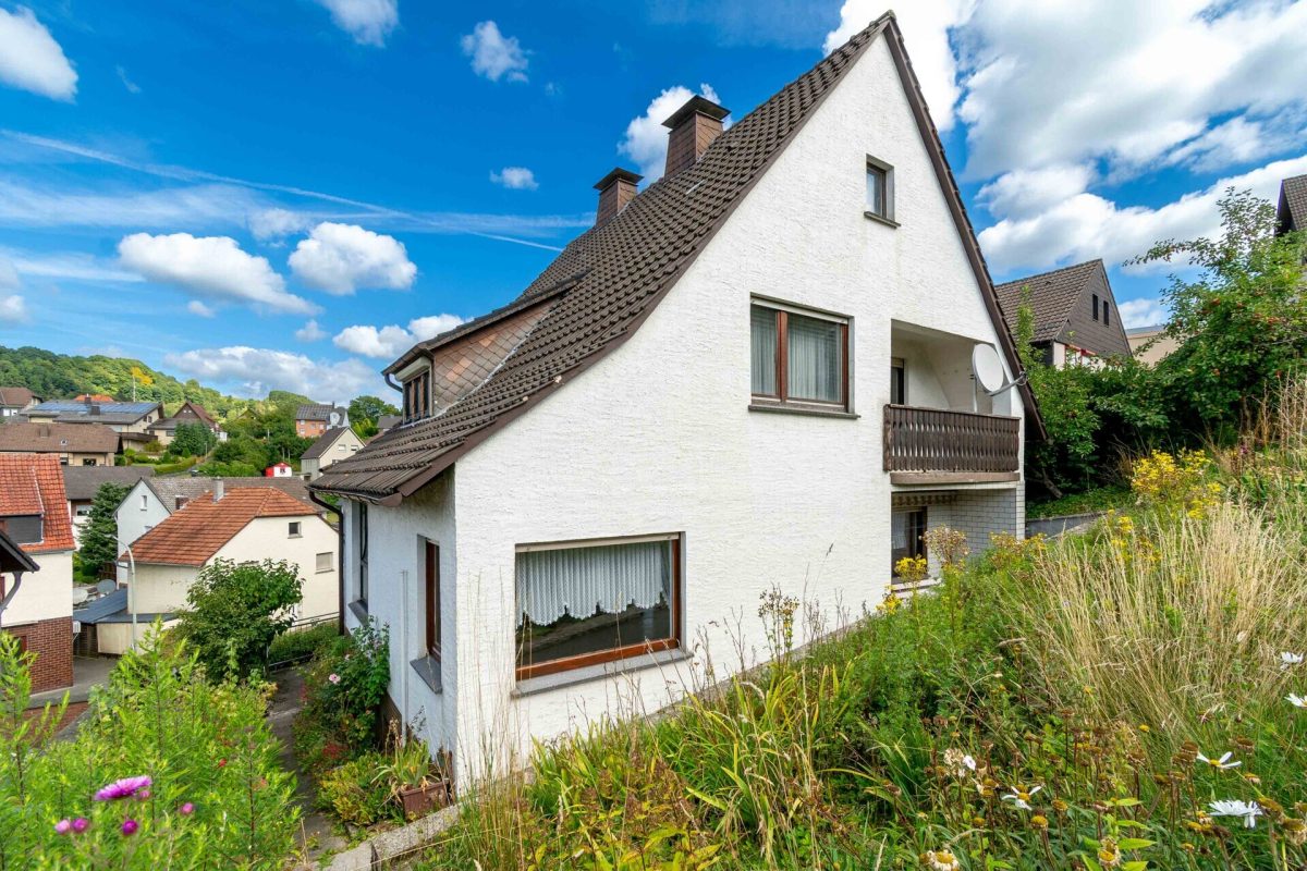 Immobilienangebot - Altenbeken - Alle - Solides Einfamilienhaus mit Potenzial