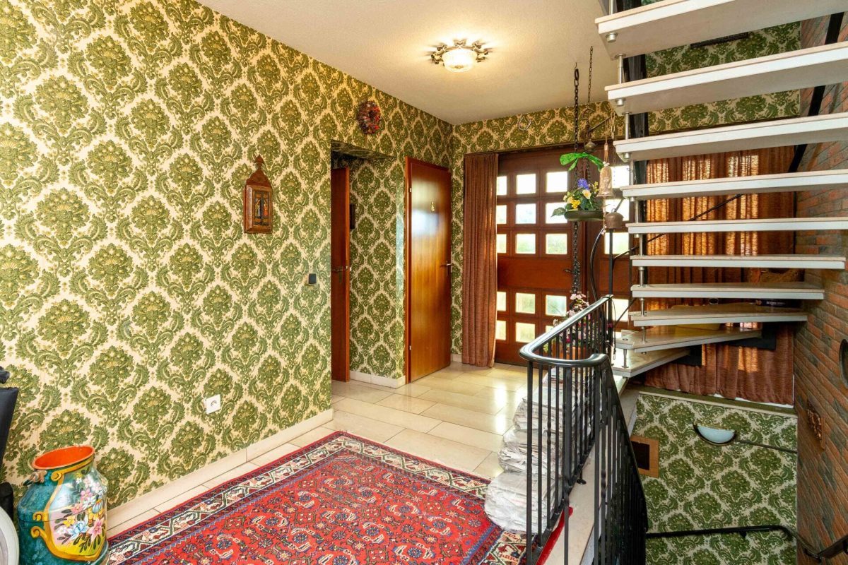 Immobilienangebot - Minden - Alle - Großzügiges Familienhaus mit gepflegtem Wohnumfeld