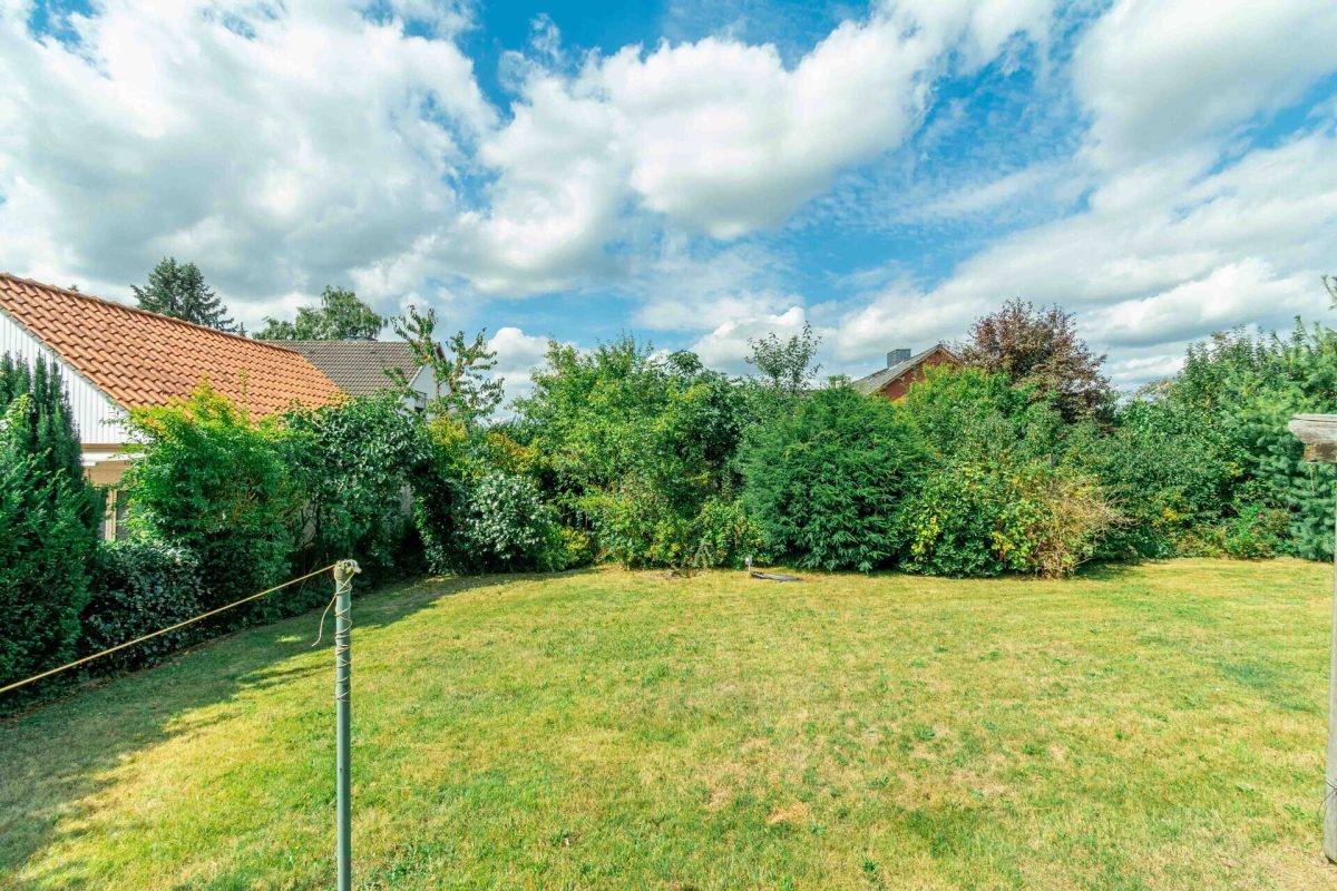 Immobilienangebot - Minden - Alle - Großzügiges Familienhaus mit gepflegtem Wohnumfeld