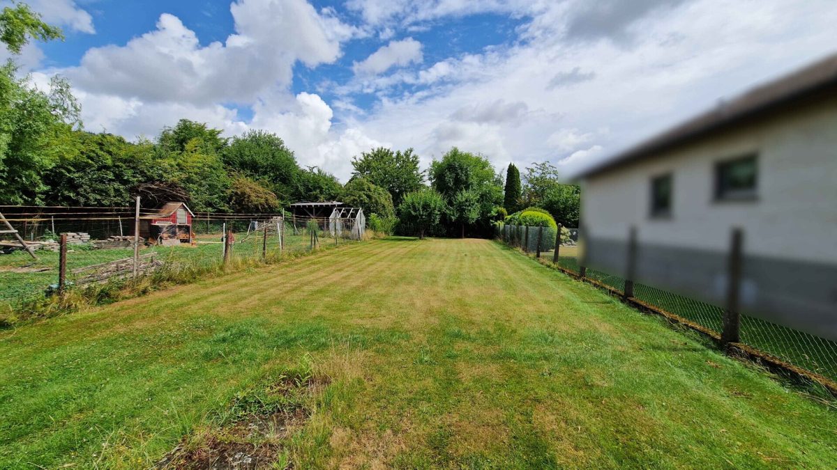Immobilienangebot - Höxter - Alle - Leerstehende Doppelhaushälfte mit Garten