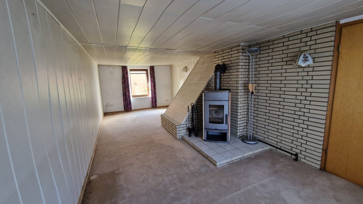 Immobilienangebot - Blomberg / Eschenbruch - Alle - Charmanter Altbau sucht kreativen Retter!