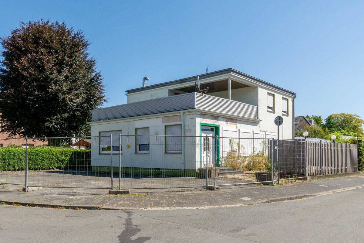 Immobilienangebot - Paderborn - Alle - Ehemalige Gaststätte mit Betriebswohnung