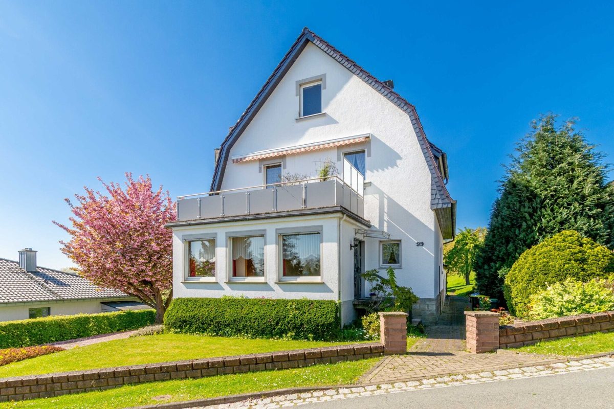 Immobilienangebot - Lemgo - Alle - Einfamilienhaus mit Potenzial zum Zwei- oder Mehrgenerationenhaus in Spitzenlage!