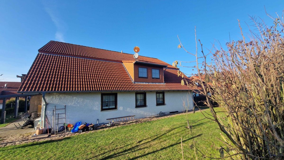 Immobilienangebot - Fürstenberg - Alle - Dachgeschosswohnung in einem Vierfamilienwohnhaus