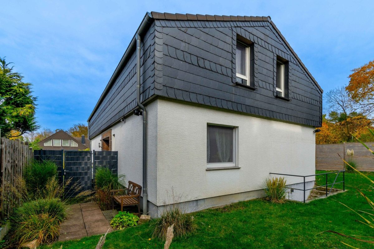 Immobilienangebot - Paderborn - Alle - Großzügiges Zweifamilienhaus in der Südstadt