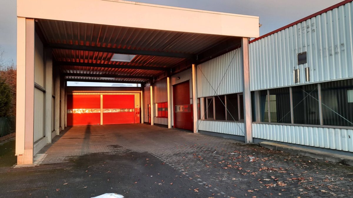 Immobilienangebot - Bad Lippspringe - Alle - Ihre Produktionshallen zur Anmietung