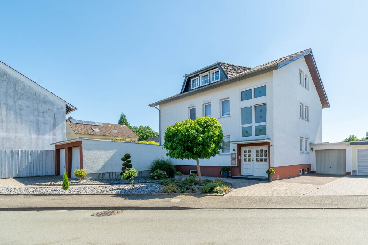 Immobilienangebot - Paderborn - Alle - Zweifamilienhaus mit ausgebautem Dachgeschoss in ruhiger Wohnlage