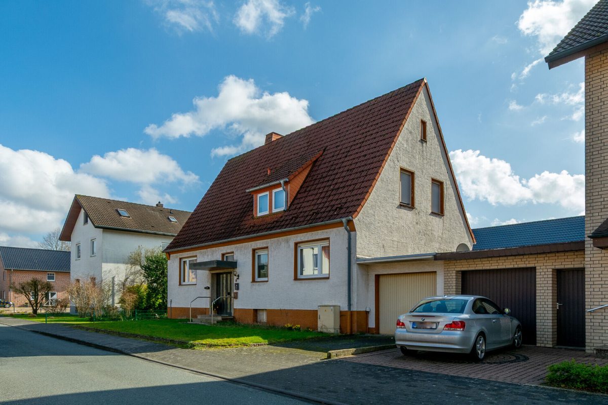 Immobilienangebot - Paderborn / Sennelager - Alle - Zweifamilienhaus in ruhiger Lage