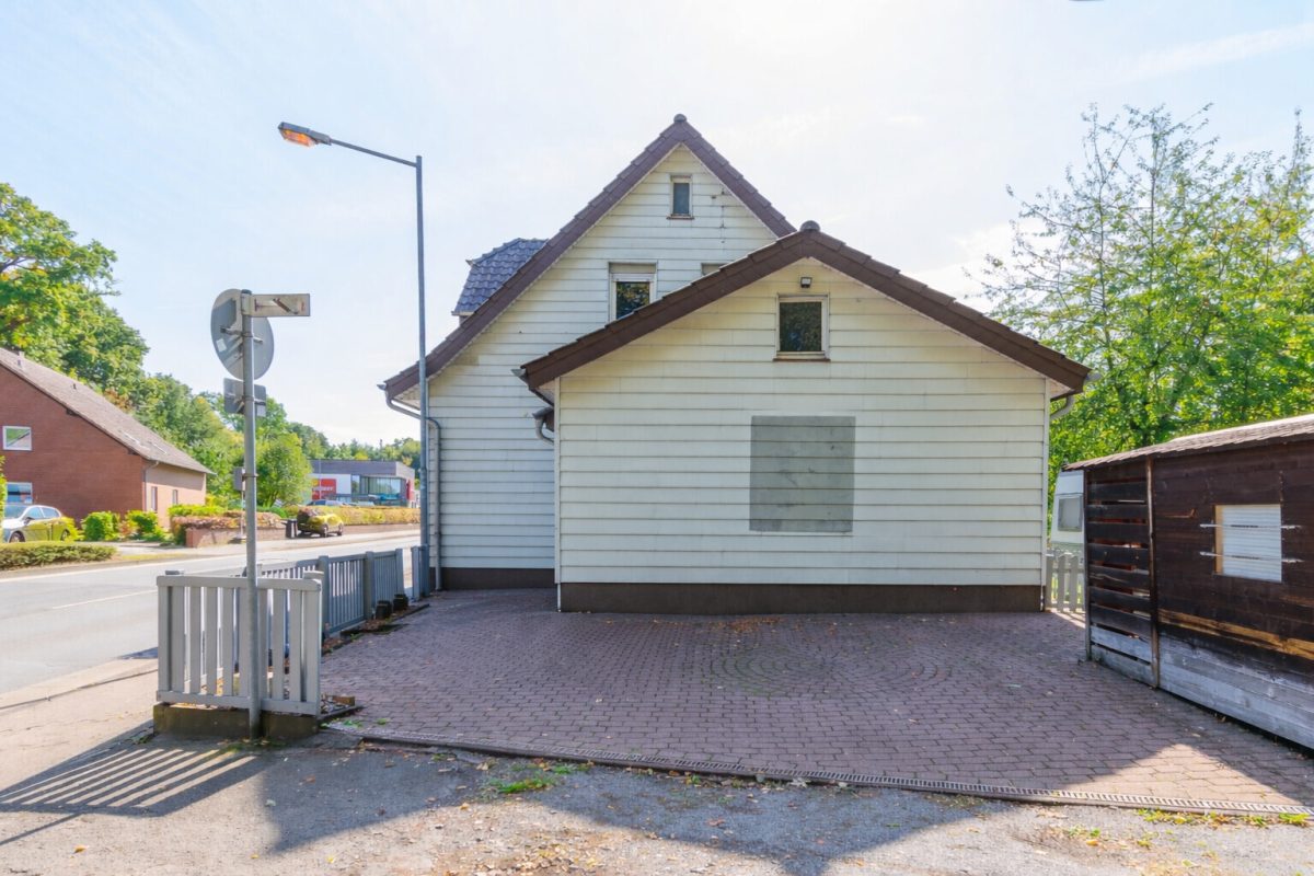 Immobilienangebot - Löhne / Gohfeld - Alle - Vielseitiges Haus – auch als Zweifamilienhaus nutzbar