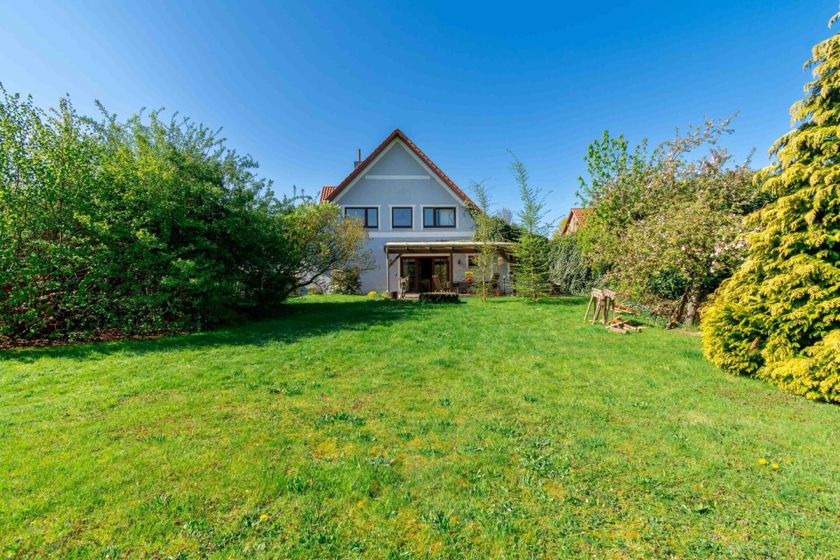 Immobilienangebot - Minden / Minderheide - Alle - Vielseitiges Haus mit großem Grundstück